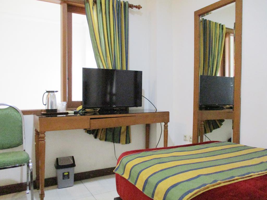 Hotel Maxim Kwitang جاكرتا المظهر الخارجي الصورة