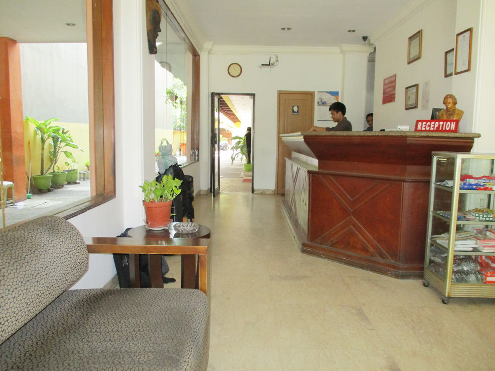 Hotel Maxim Kwitang جاكرتا المظهر الخارجي الصورة